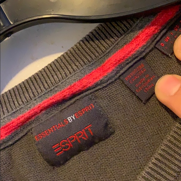 Esprit sweater - Picture 2 of 4
